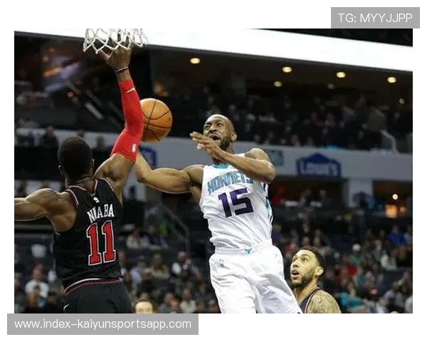 分析黄蜂队六连胜战术体系革新 从单打独斗转型为多点爆破进攻